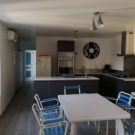 Maison Au Milieu Des Vignes Aigues-Vives  Ngoại thất bức ảnh